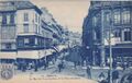 CPA-Amiens-15-Rues-des-trois-cailloux-et-place-Gambetta.jpg