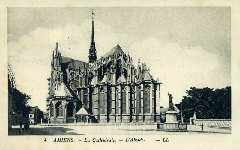 Fichier:Notre dame cathedrale 3.jpg