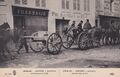 CPA-Amiens-1914-artillerie-traversant-la-ville.jpg