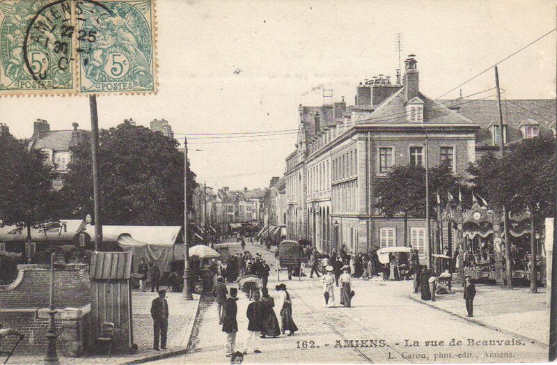 Fichier:CPA-Rue-de-Beauvais-vers-1905.jpg