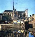 la Place du don et la Cathédrale en 1960