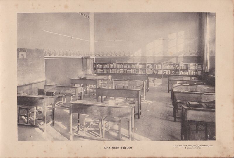 Fichier:Amiens-Ecole-normale-instituteurs-1913-1914-salle-etude.jpg