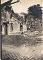 Angle des Rue Saint Fuscien et Rue Paul Sautai après les bombardements du 27 mai 1944 (photo à l'envers)