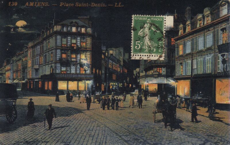 Fichier:CPA-Place-Saint-Denis-couleurs.jpg