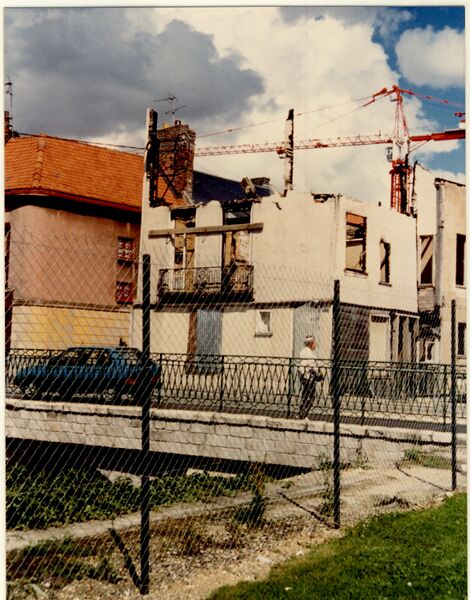 Fichier:Moulin Passe-arriere apres incendie du 16-mai 29 07 1988.jpg