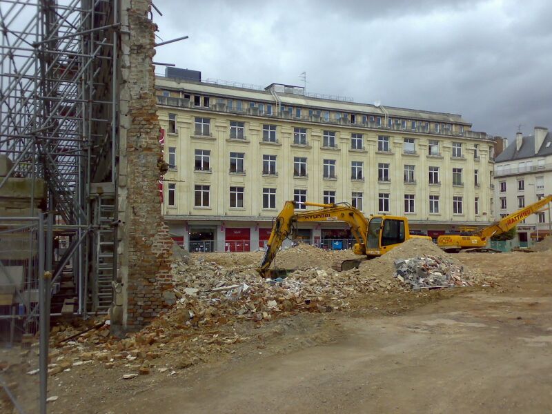 Fichier:Demolitions-ilot-Yvert-07.jpg