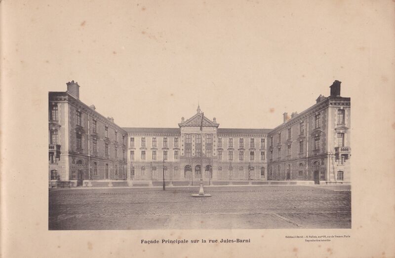 Fichier:Amiens-Ecole-normale-instituteurs-1913-1914-rue-jules-barni.jpg