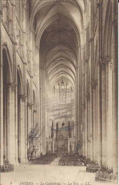 Fichier:Cathedrale la nef.jpg
