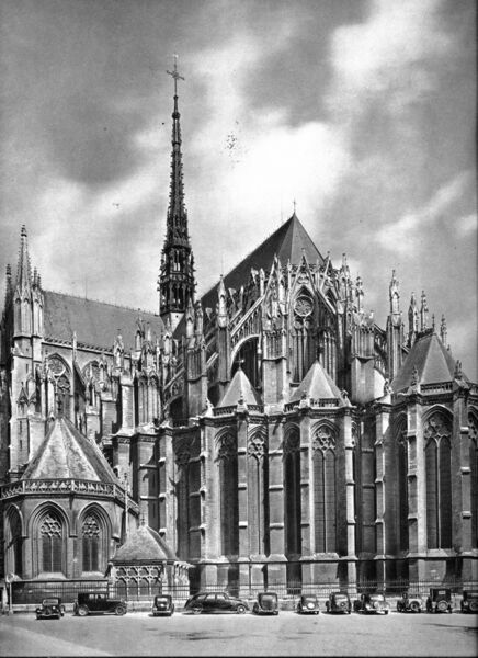 Fichier:Saint-michel-1942.jpg