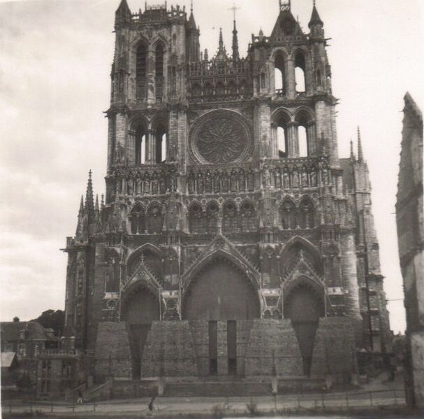 Fichier:Photo-Amiens-bombarde-4.jpg