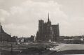 A la sortie de la Guerre, vue très dégagée de la Cathédrale