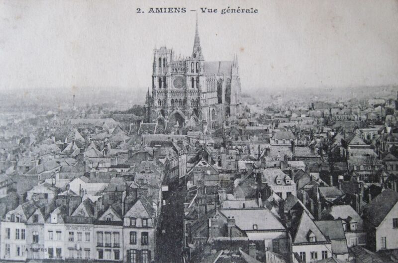 Fichier:Amiens vue generale.jpg