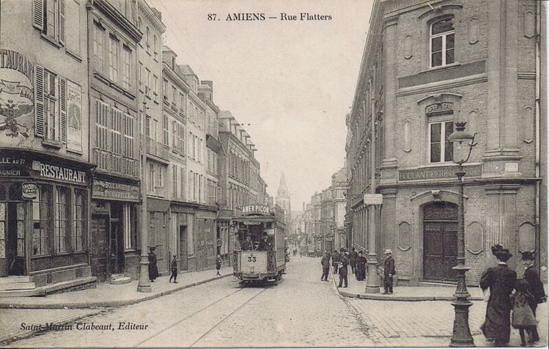 Fichier:CPA-Amiens-Rue-Flatters.jpeg