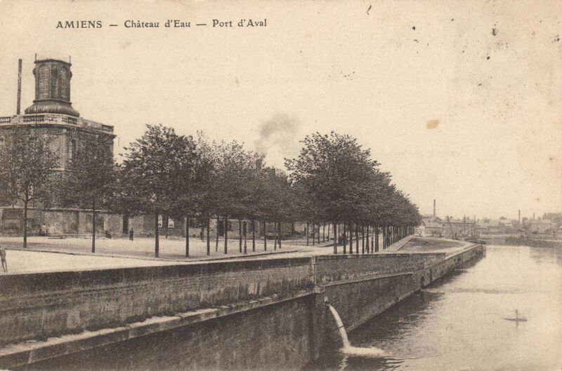 Fichier:CPA-Chateau-eau-port-Aval.jpg