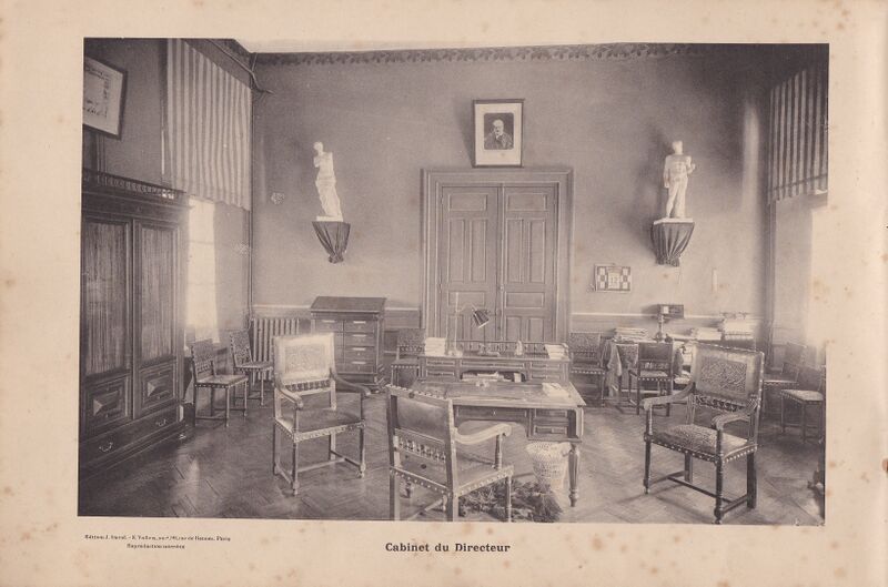Fichier:Amiens-Ecole-normale-instituteurs-1913-1914-cabinet-du-directeur.jpg