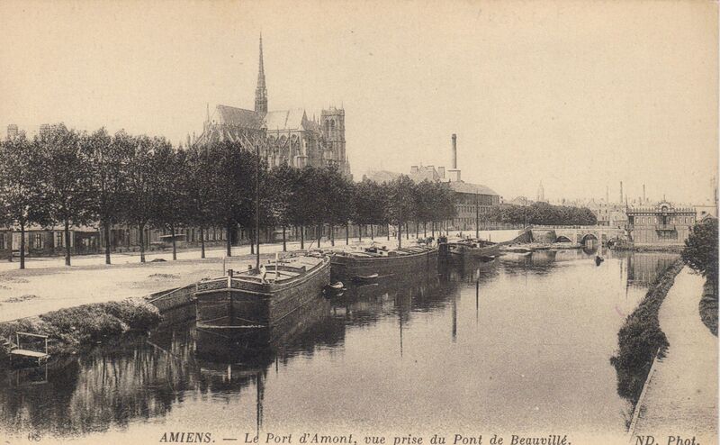 Fichier:CPA-port-d-amont-du-pont-Beauville.jpg