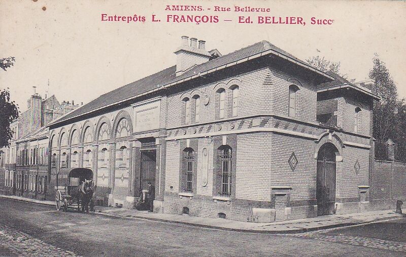 Fichier:CPA-rue-Bellevue-Entrepots-Francois-Ed-Bellier.jpg